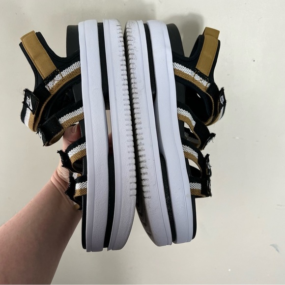 NIKE ICON CLASSIC SANDALS Women – Black/White-metallic Gold-white Size 12 - Picture 10 of 12